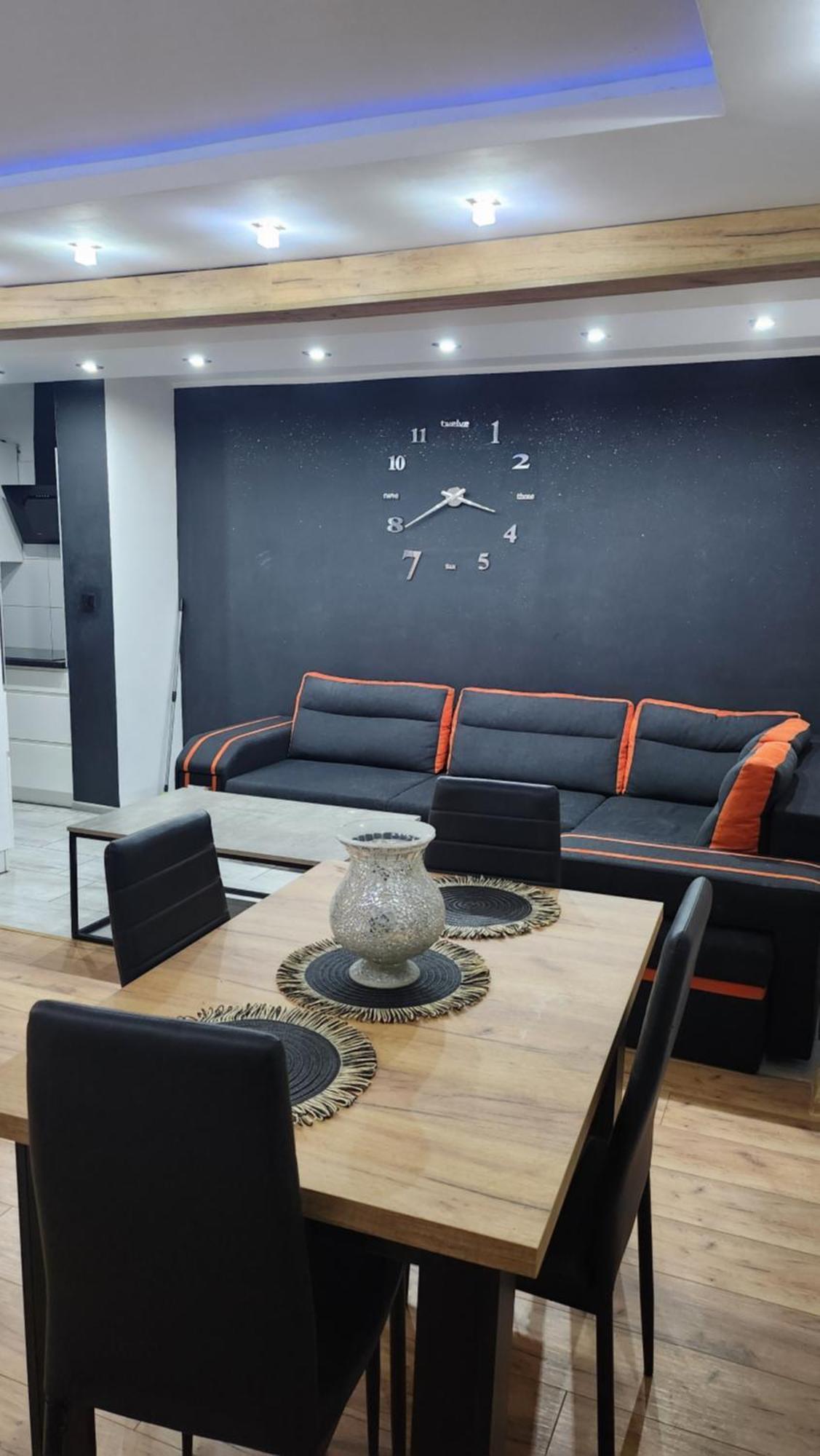 Ekskluzywny Apartament W Centrum Z Klimatyzacja I Balkonem لوبين المظهر الخارجي الصورة