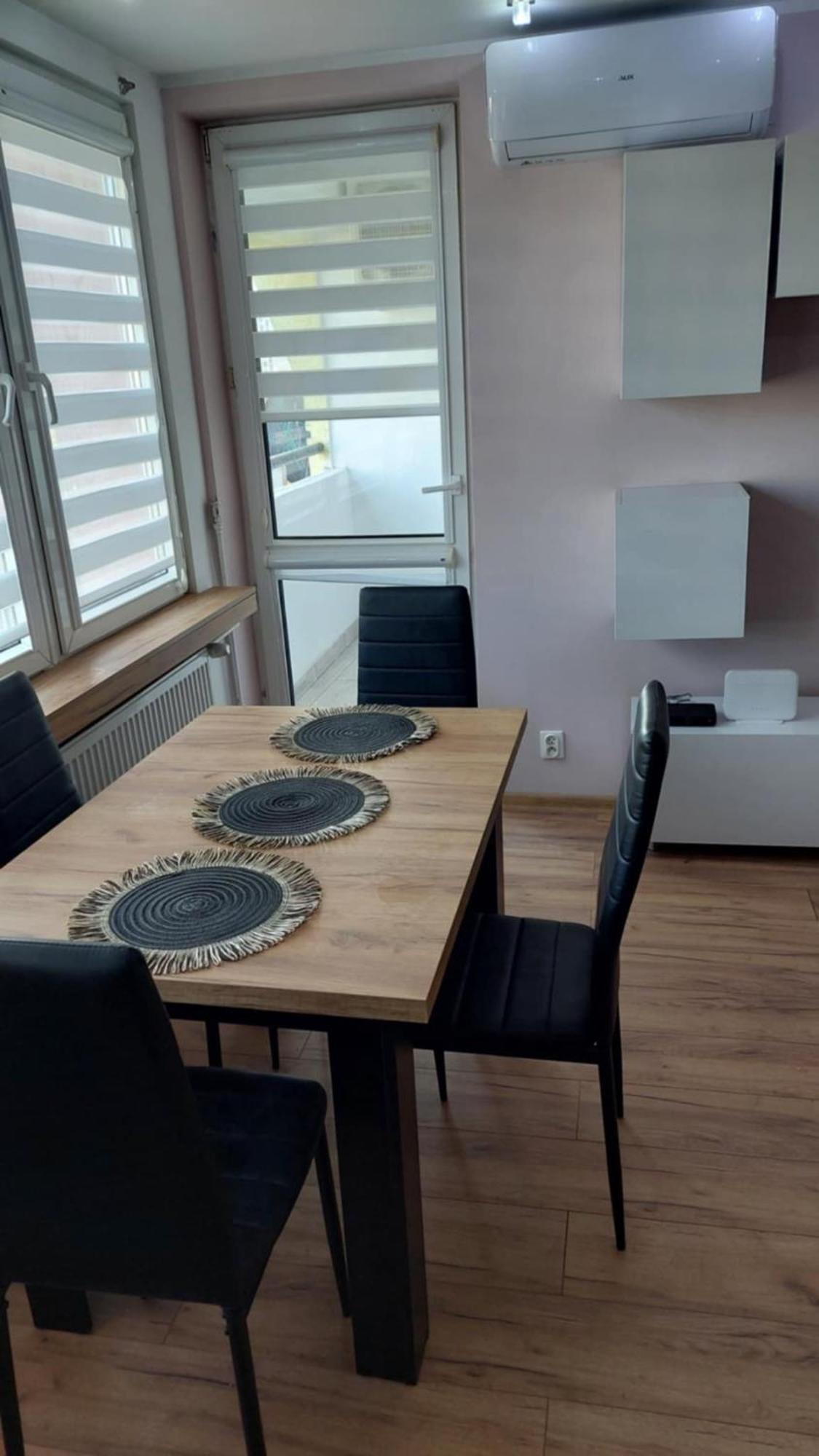 Ekskluzywny Apartament W Centrum Z Klimatyzacja I Balkonem لوبين المظهر الخارجي الصورة
