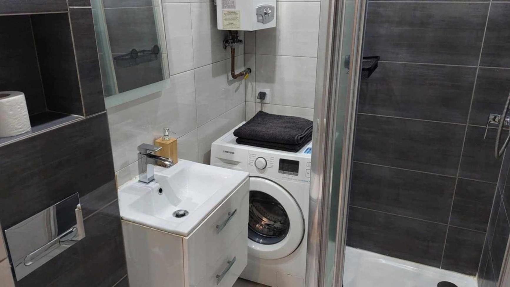 Ekskluzywny Apartament W Centrum Z Klimatyzacja I Balkonem لوبين المظهر الخارجي الصورة